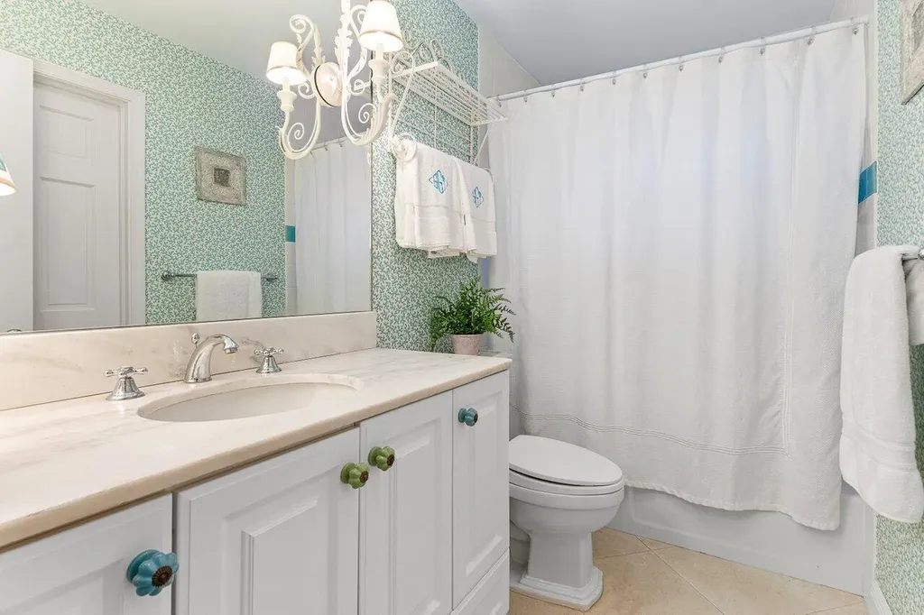 4596 Sanderling Circle W Boynton Beach FL 33436