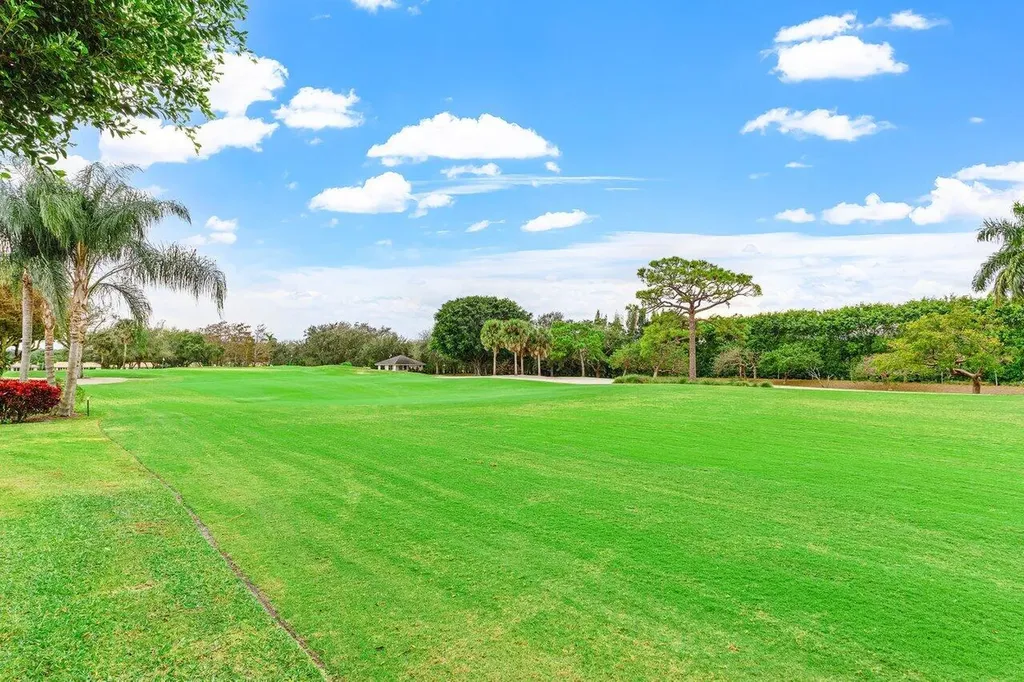 4596 Sanderling Circle W Boynton Beach FL 33436