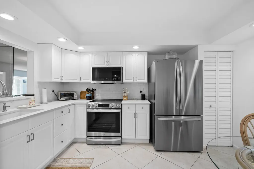 5172 SE Club Way Stuart FL 34997