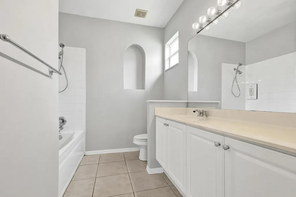 9872 SW Glenbrook Drive Port St Lucie FL 34987