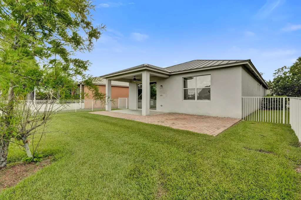 9872 SW Glenbrook Drive Port St Lucie FL 34987