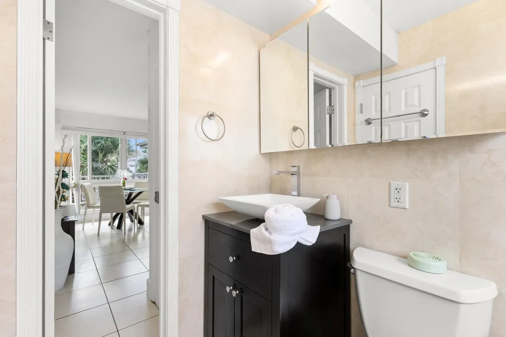 3225 NE 16th Street Pompano Beach FL 33062