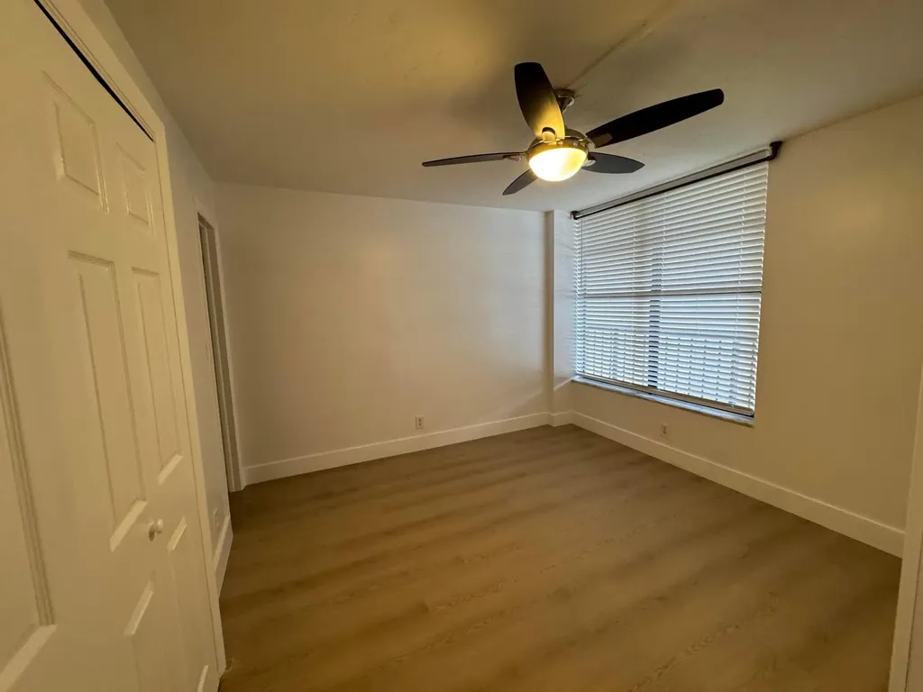 12 Royal Palm Way Boca Raton FL 33432