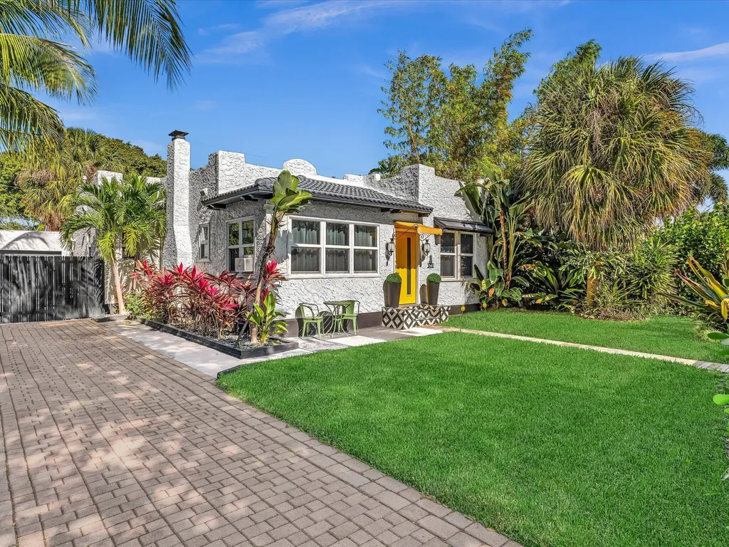 525 Westwood Road West Palm Beach FL 33401