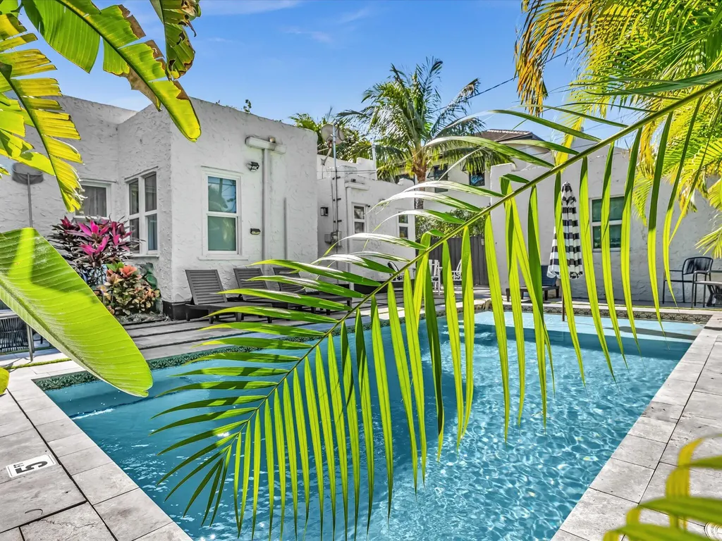 525 Westwood Road West Palm Beach FL 33401