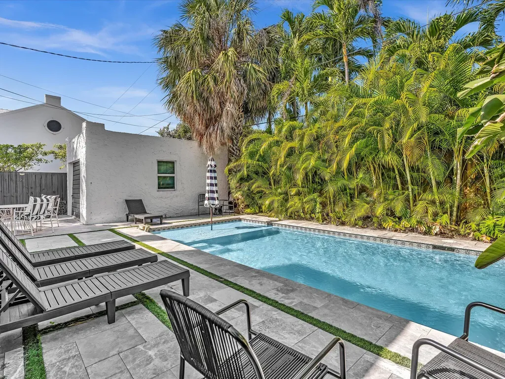 525 Westwood Road West Palm Beach FL 33401