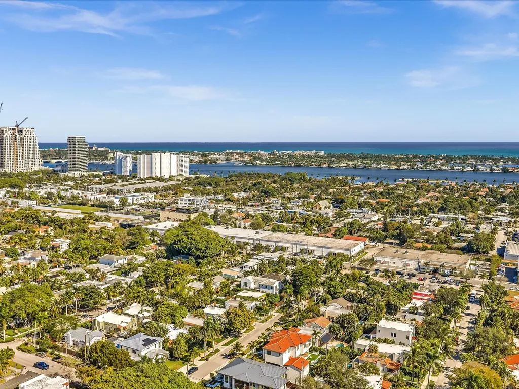 525 Westwood Road West Palm Beach FL 33401