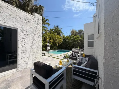 525 Westwood Road West Palm Beach FL 33401
