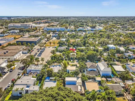 525 Westwood Road West Palm Beach FL 33401