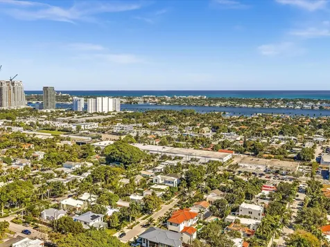 525 Westwood Road West Palm Beach FL 33401