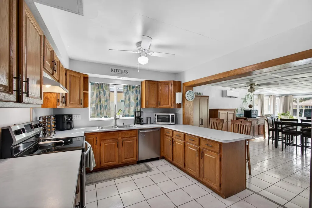 3646 Cypress Street Palm Beach Gardens FL 33410