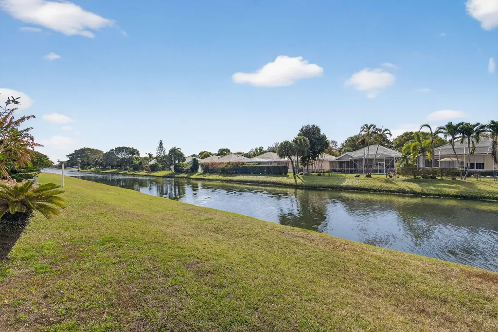 3646 Cypress Street Palm Beach Gardens FL 33410