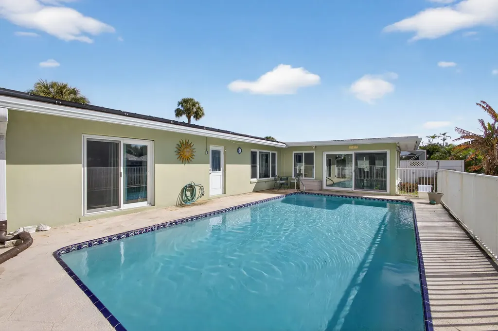 3646 Cypress Street Palm Beach Gardens FL 33410