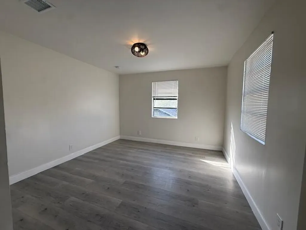904 4th Street West Palm Beach FL 33401
