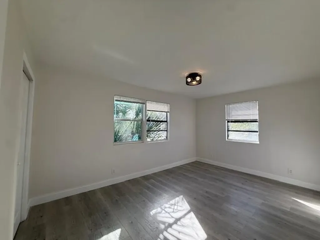 904 4th Street West Palm Beach FL 33401