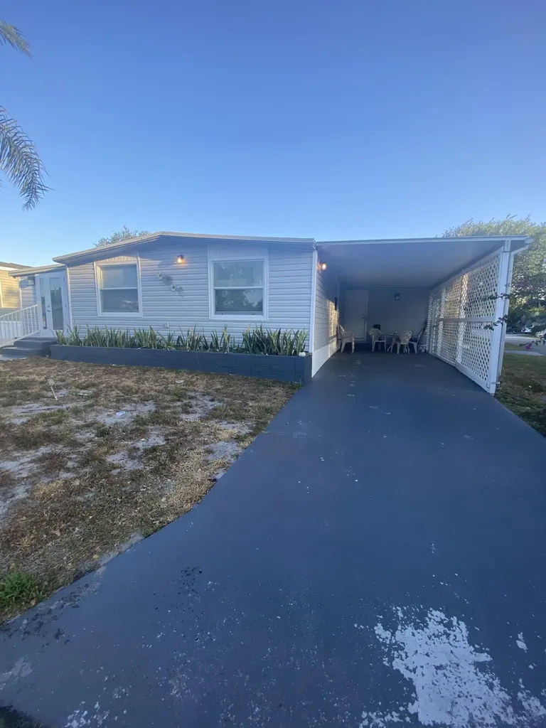 402 NW NW 50th Court NW Deerfield Beach FL 33064