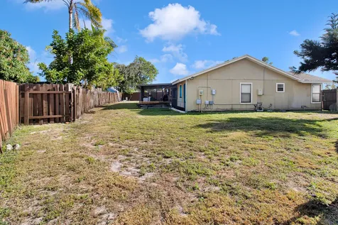 5591 Cynwyd Circle Lake Worth FL 33463