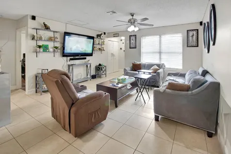 5591 Cynwyd Circle Lake Worth FL 33463