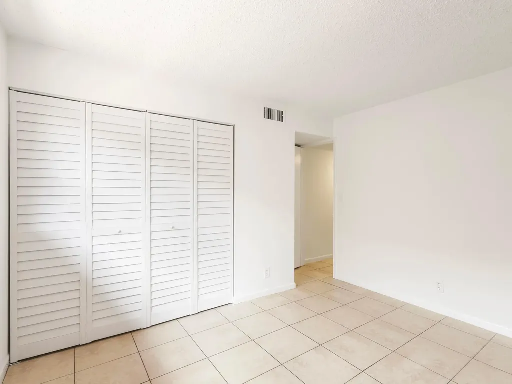 450 SW 2nd Avenue Boca Raton FL 33432