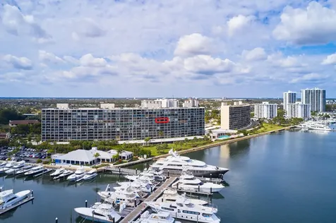 124 Lakeshore Drive North Palm Beach FL 33408