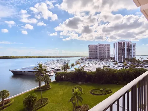 124 Lakeshore Drive North Palm Beach FL 33408