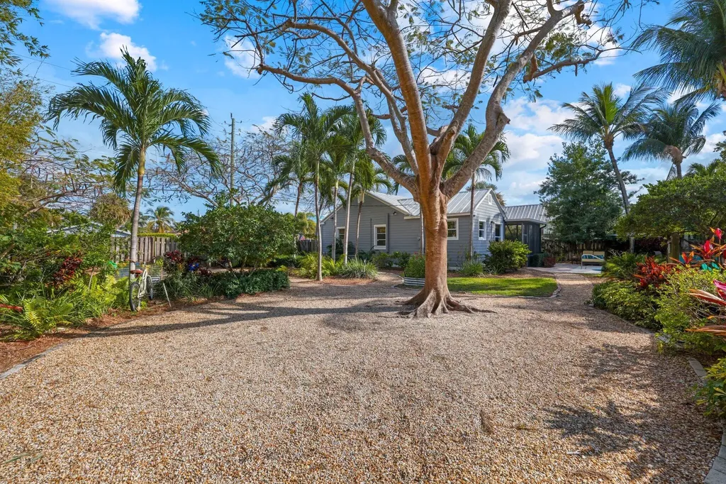 304 SE 4th Avenue Delray Beach FL 33483