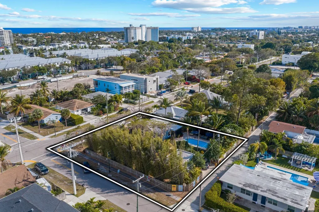 304 SE 4th Avenue Delray Beach FL 33483