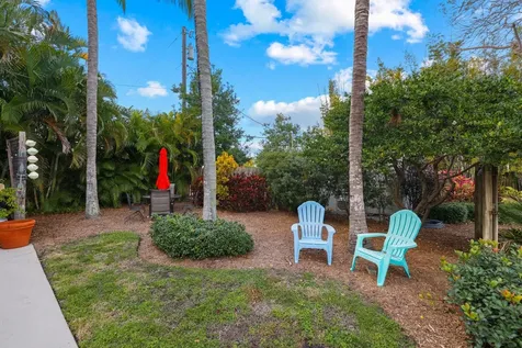 304 SE 4th Avenue Delray Beach FL 33483