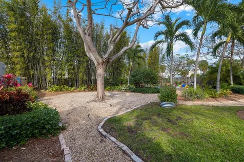 304 SE 4th Avenue Delray Beach FL 33483