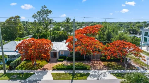 304 SE 4th Avenue Delray Beach FL 33483