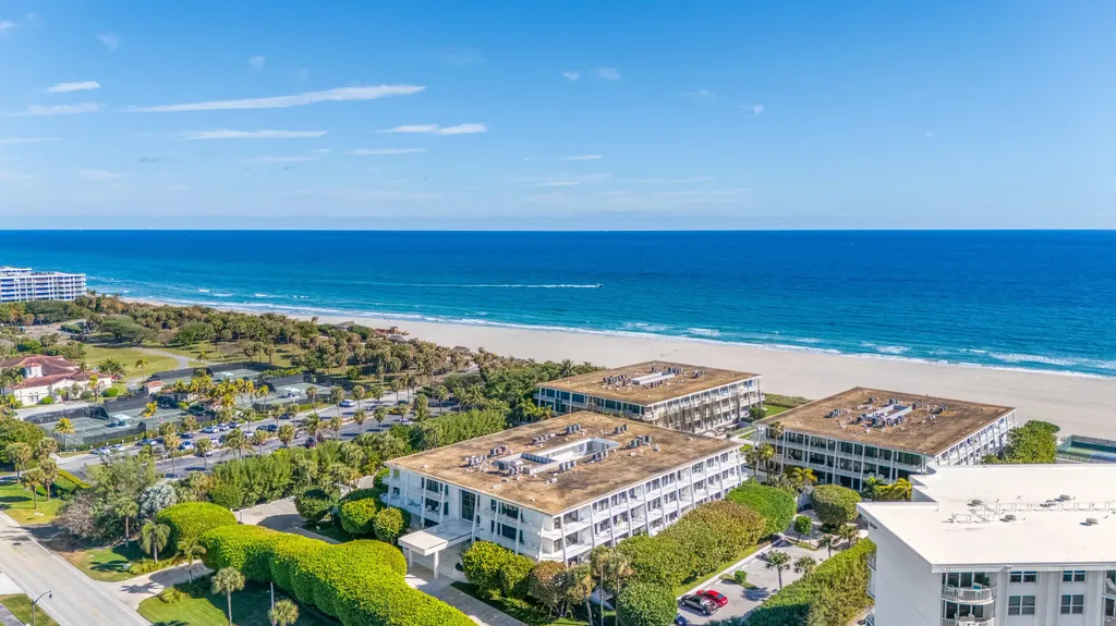 2275 S Ocean Boulevard Palm Beach FL 33480