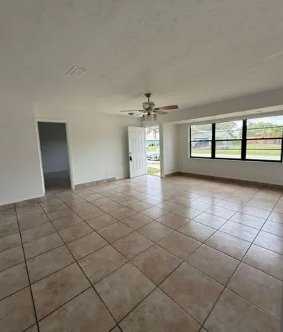 1517 SE Crown Street Port St Lucie FL 34983
