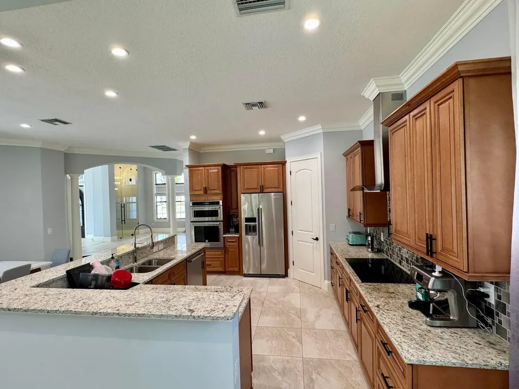 134 SE Fiore Bello Port St Lucie FL 34984