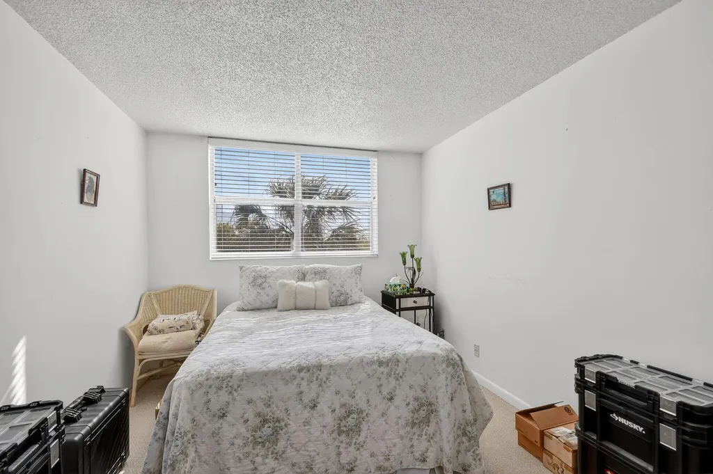 470 Executive Center Drive West Palm Beach FL 33401