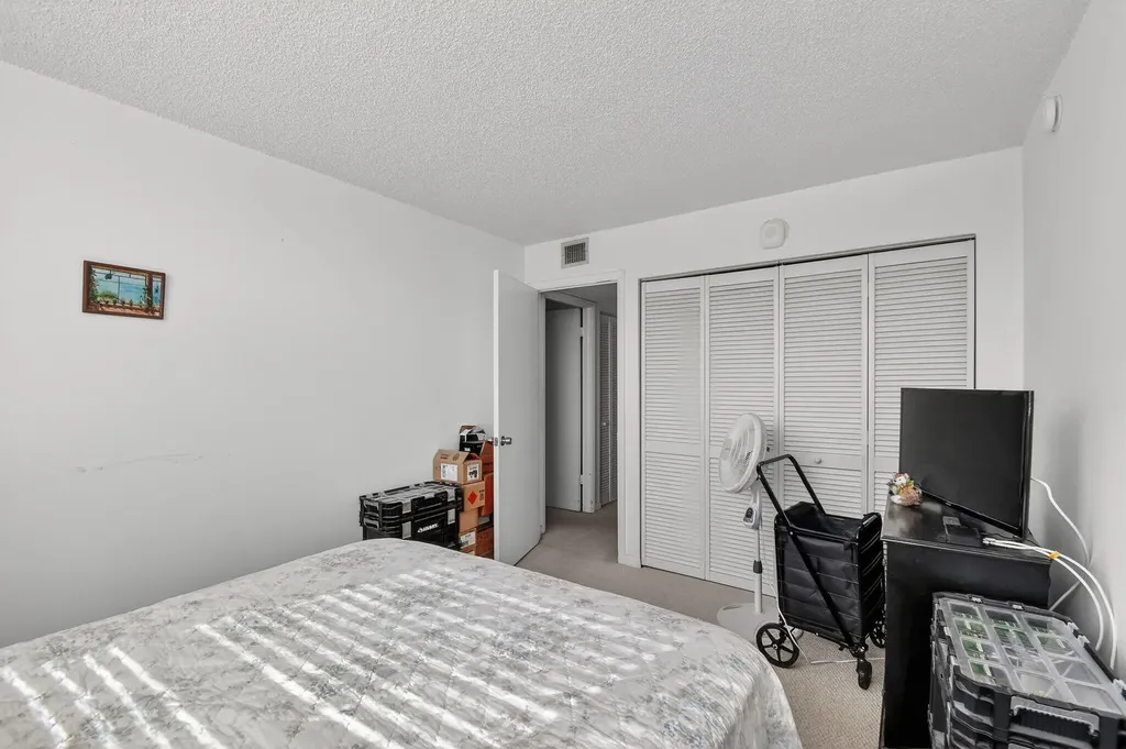 470 Executive Center Drive West Palm Beach FL 33401
