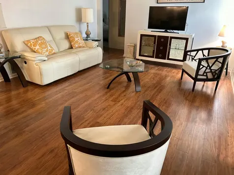 304 Knotty Pine Circle Greenacres FL 33463