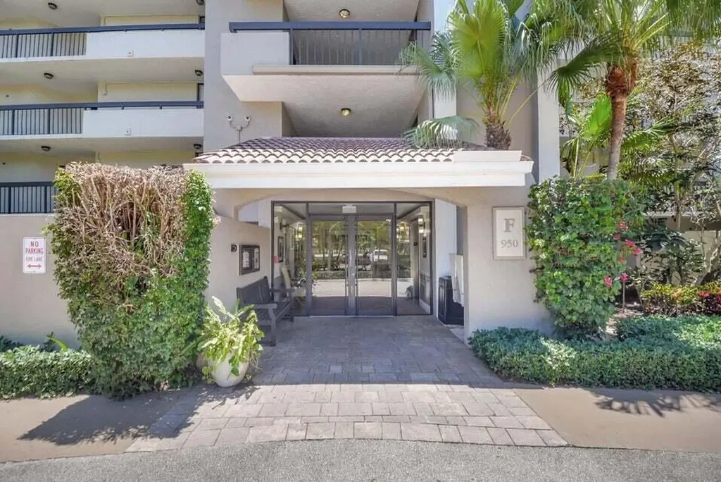 950 Lavers Circle Delray Beach FL 33444