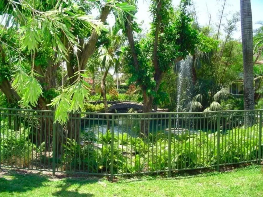 117 Yacht Club Way Hypoluxo FL 33462