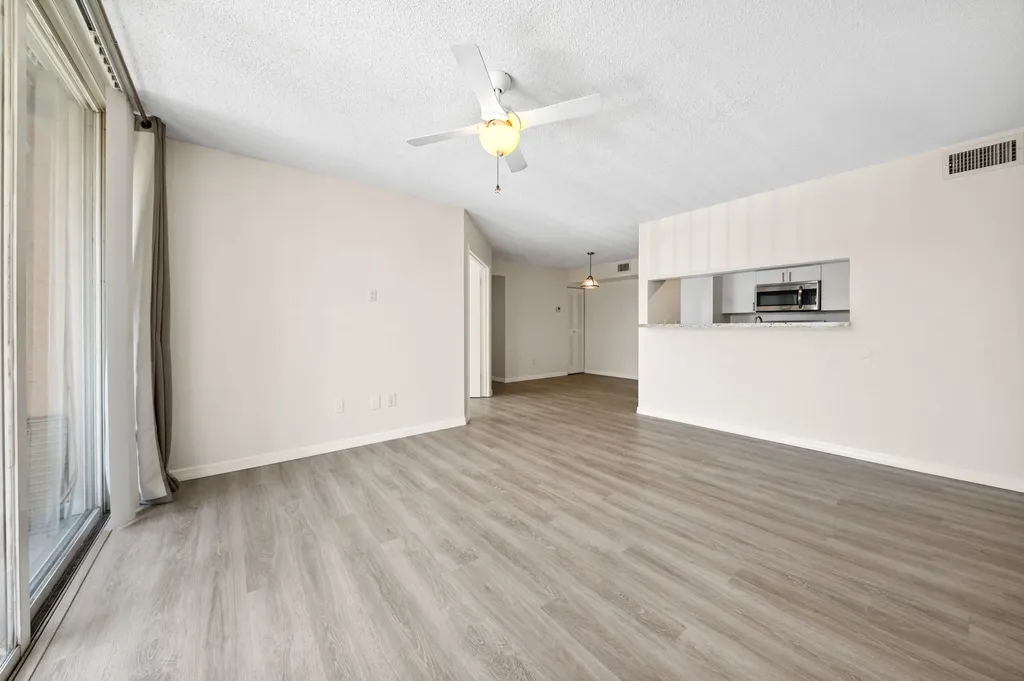 117 Yacht Club Way Hypoluxo FL 33462