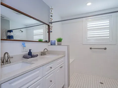 406 9th Court Vero Beach FL 32962
