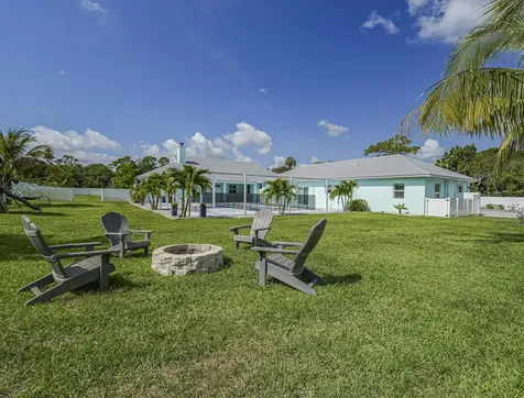 406 9th Court Vero Beach FL 32962