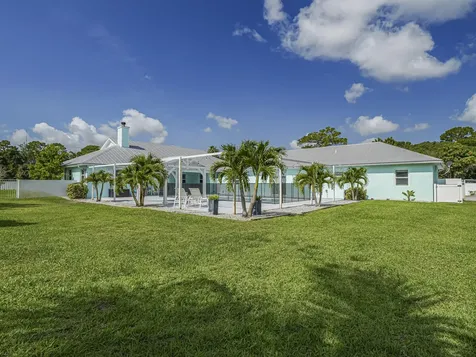 406 9th Court Vero Beach FL 32962