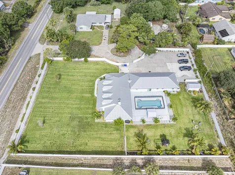406 9th Court Vero Beach FL 32962
