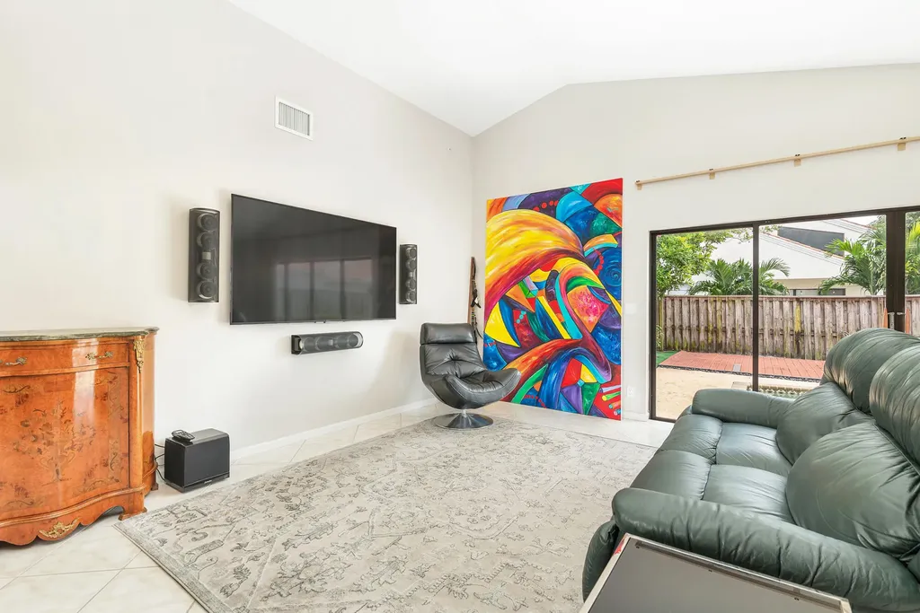 2690 Mikasa Drive Palm Beach Gardens FL 33410