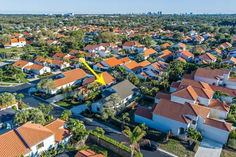 2690 Mikasa Drive Palm Beach Gardens FL 33410