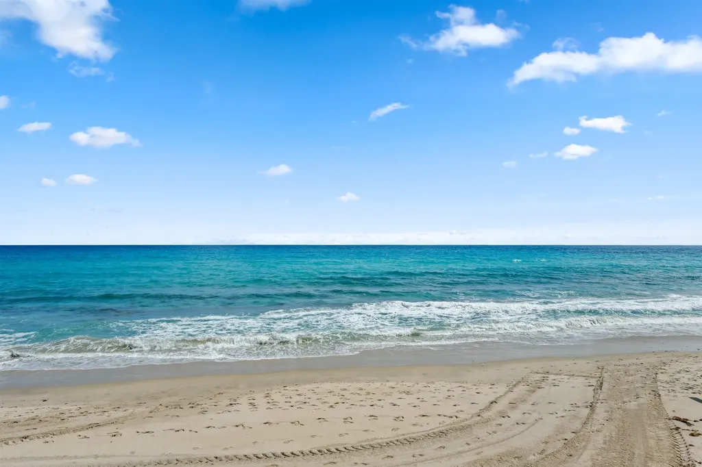 4000 S Ocean Boulevard South Palm Beach FL 33480