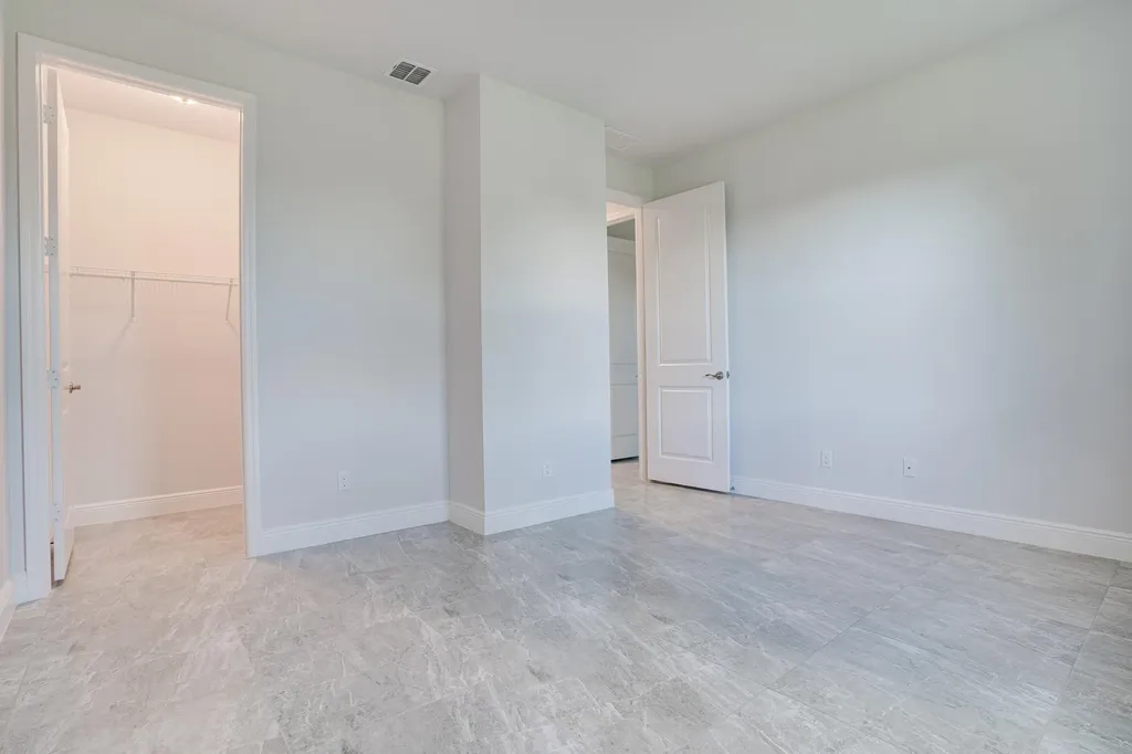 388 SW Vista Lake Drive Port St Lucie FL 34983