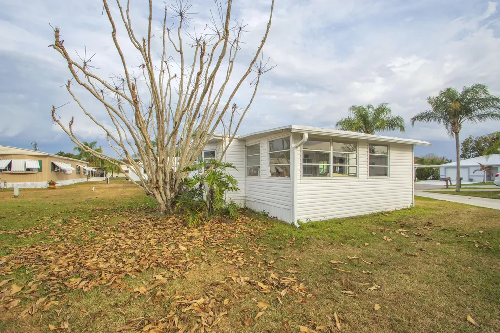 5 Santa Fe Lane Port St Lucie FL 34952