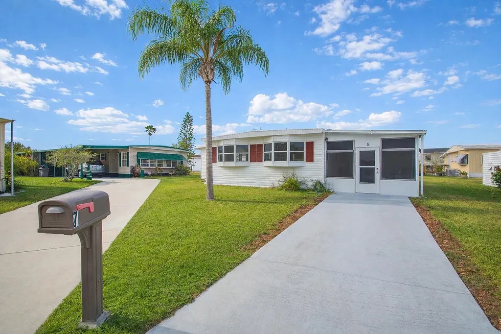 5 Santa Fe Lane Port St Lucie FL 34952