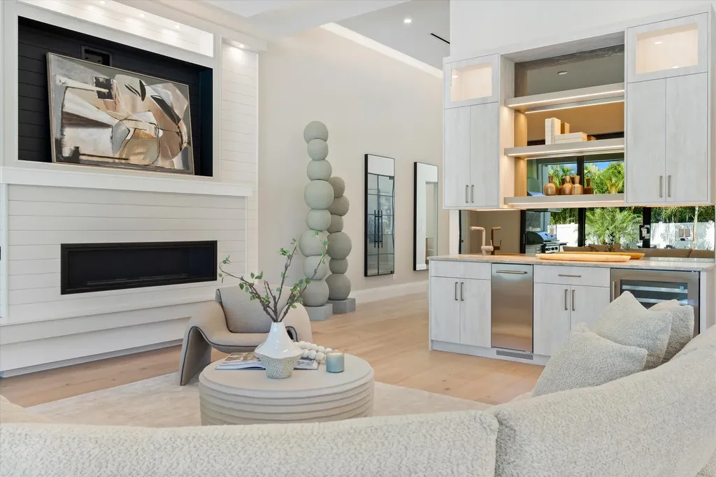 531 NW 13th Street Delray Beach FL 33444